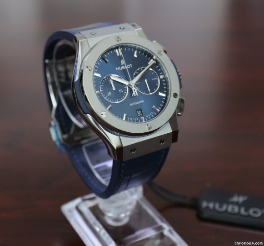 Hublot Big Bang Silver dial green Belt watch